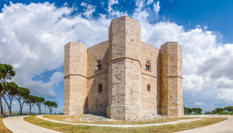 Castel del Monte in Puglia | Turismo Viaggi Italia