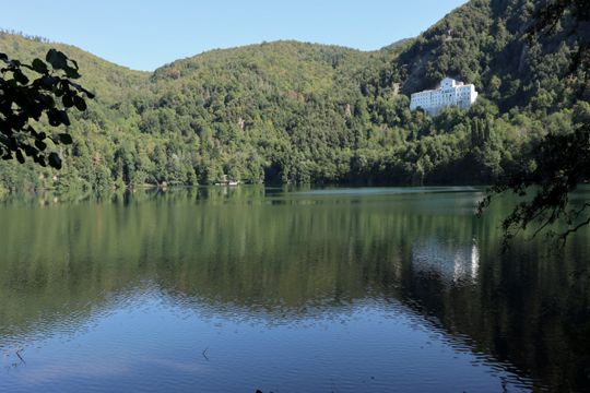 I Laghi in Basilicata (laghi di Monticchio) | Turismo Viaggi Italia