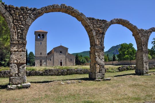 Abbazia di San Vincenzo al Volturno | Turismo Viaggi Italia