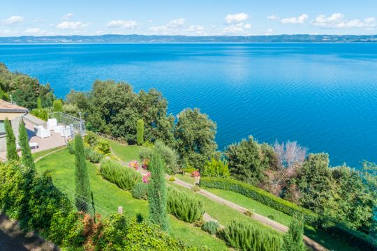 Lago di Bolsena nel Lazio | Turismo Viaggi Italia