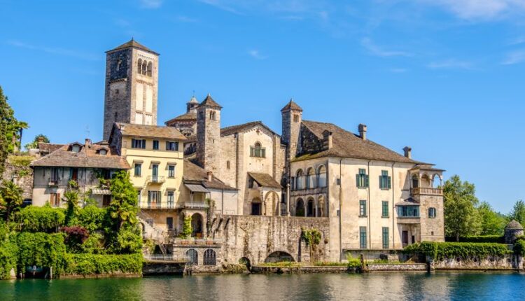 Lago d’Orta e l’Isola di San Giulio | Turismo Viaggi Italia