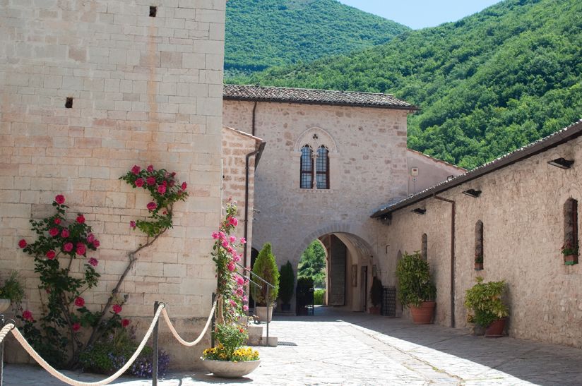 Abbazia di Sant'Eutizio in Umbria | Turismo Viaggi Italia
