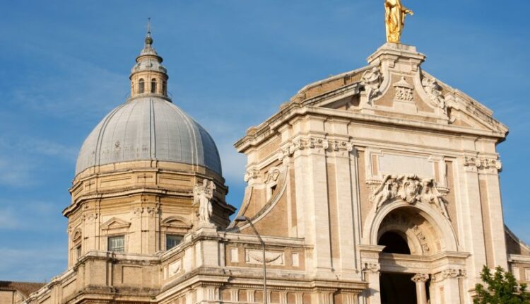 Basilica di Santa Maria degli Angeli ad Assisi | Turismo Viaggi Italia