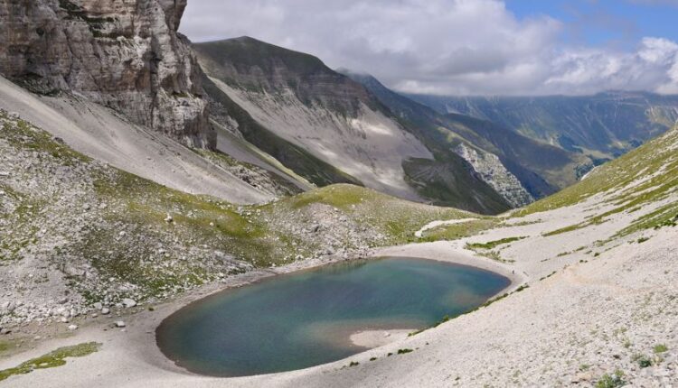 Parco Nazionale dei Monti Sibillini – Lago di Pilato | Turismo Viaggi Italia